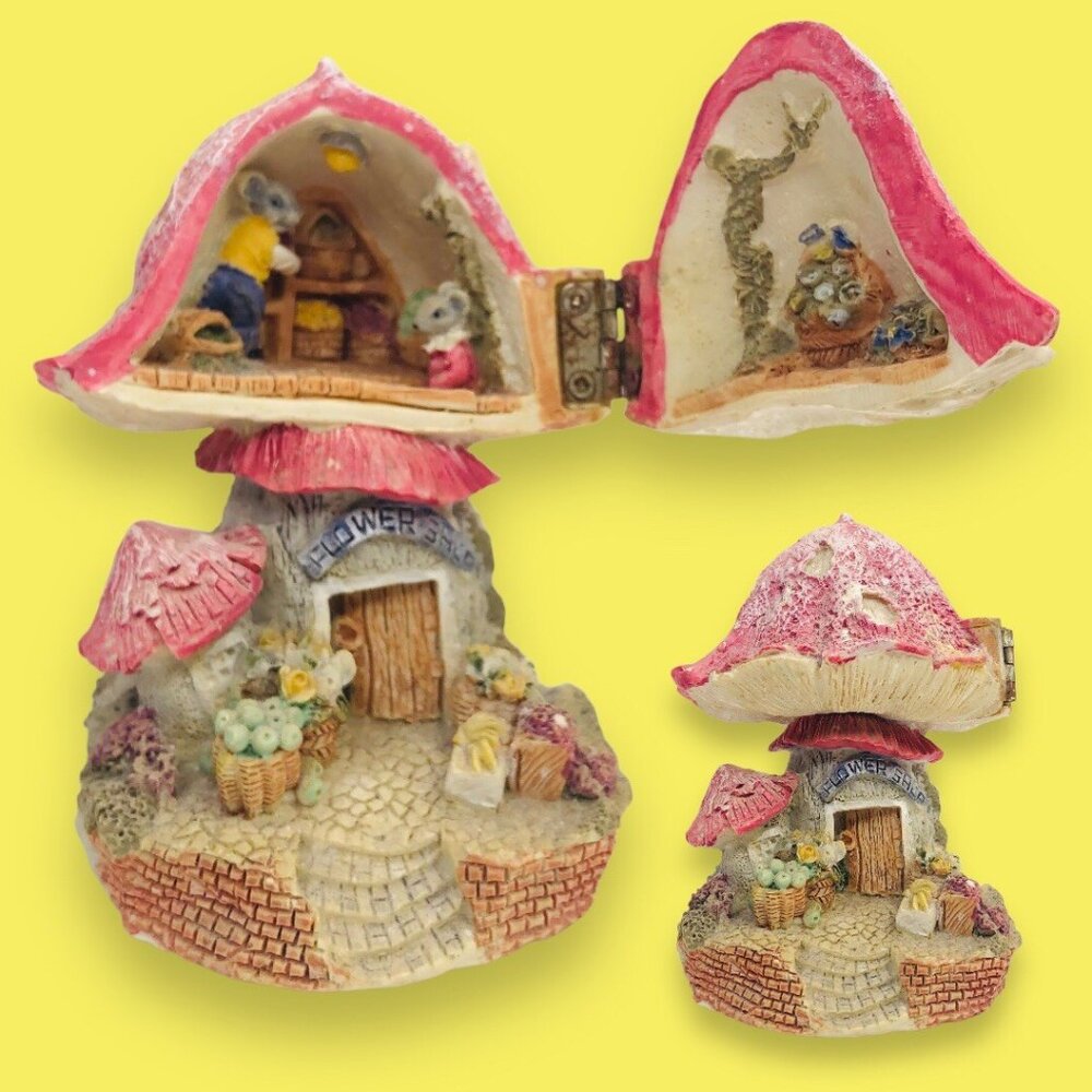 TOADSTOOL JUNCTION 90s Mushroom House Bunnies Flowers Shop Figurine Fairy Garden